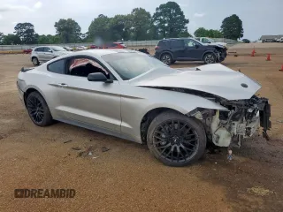 2016 Ford Mustang EcoBoost z VIN 1FA6P8TH4G5326330, wystawiony jako Copart lot #57402025 z przebiegiem 108 229 mil mil oraz Szkoda całkowita • Salvage title. Historia ofert i sprzedaży dostępna na DreamBid. Obrazek 4.