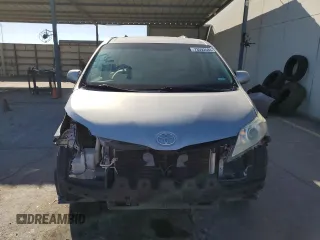 2012 Toyota Sienna LE AAS with VIN 5TDKK3DC8CS259085, listed as a Copart auction lot 73592584 with 198,370 mi miles and Salvage Title. Bid and sale history available at DreamBid. Image 5.