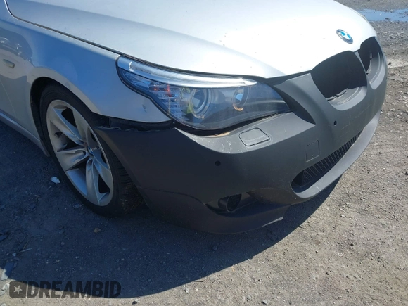 2008 BMW 5 Series 528i with VIN WBANU53598CT03171, listed as a IAAI auction lot 42086762 with 185,630 mi miles and . Bid and sale history available at carsss.com. Image 12.