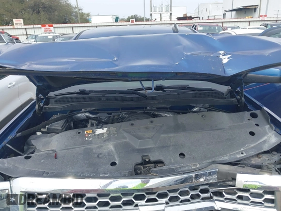2015 Chevrolet Silverado 1500 LT with VIN 1GCVKREC9FZ179148, listed as a IAAI auction lot 41668536 with 103,853 mi miles and . Bid and sale history available at DreamBid. Image 10.