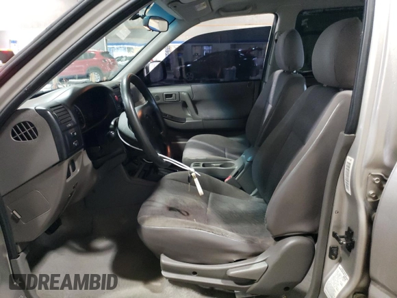 2004 Isuzu Rodeo S z VIN 4S2CK58W144306785, wystawiony jako Copart lot #85124684 z przebiegiem 296 433 mil mil oraz Szkody całkowita. Historia ofert i sprzedaży dostępna na DreamBid. Obrazek 7.