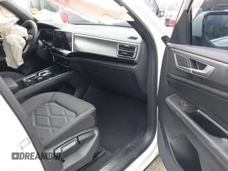 2024 Volkswagen Atlas SE with VIN 1V2KE2CA3RC235187, listed as a IAAI auction lot 42017847 with 12,575 mi miles and . Bid and sale history available at DreamBid. Image 5.