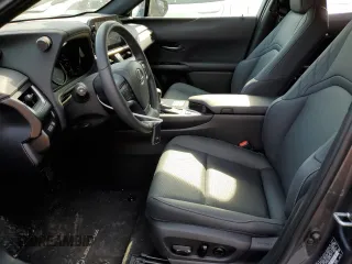 2024 Lexus UX 250h Premium with VIN JTHP9JBH1R2075173, listed as a Copart auction lot 46299615 with 1,738 mi miles and Salvage Title. Bid and sale history available at DreamBid. Image 7.