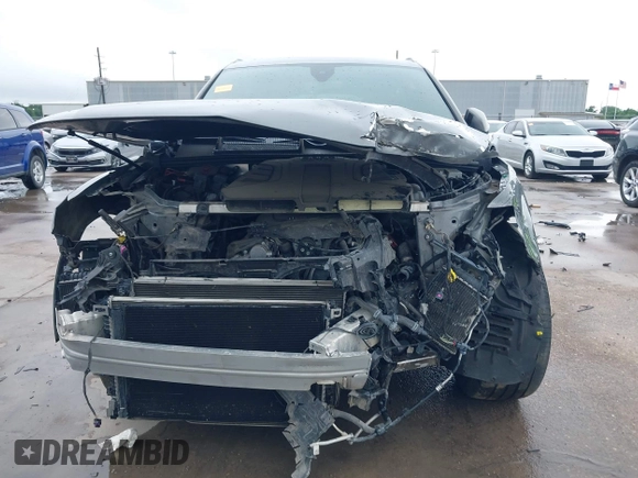 2017 Audi Q7 Premium Plus z VIN WA1LAAF77HD056813, wystawiony jako IAAI lot #42086340 z przebiegiem 83 774 mil mil oraz . Historia ofert i sprzedaży dostępna na DreamBid. Obrazek 13.