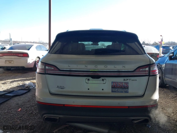 2019 Lincoln Nautilus Reserve with VIN 2LMPJ8LP2KBL65963, listed as a IAAI auction lot 41413314 with 52,012 mi miles. Bid and sale history available at carsss.com. Image 16.
