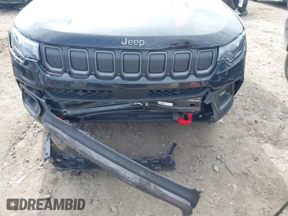 2022 Jeep Compass Trailhawk with VIN 3C4NJDDB8NT114134, listed as a IAAI auction lot 42428245 with 34,589 mi miles and . Bid and sale history available at DreamBid. Image 6.