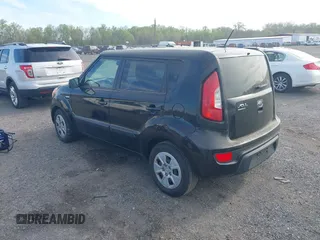 2012 Kia Soul with VIN KNDJT2A56C7450006, listed as a IAAI auction lot 42100566 with 188,563 mi miles. Bid and sale history available at carsss.com. Image 3.