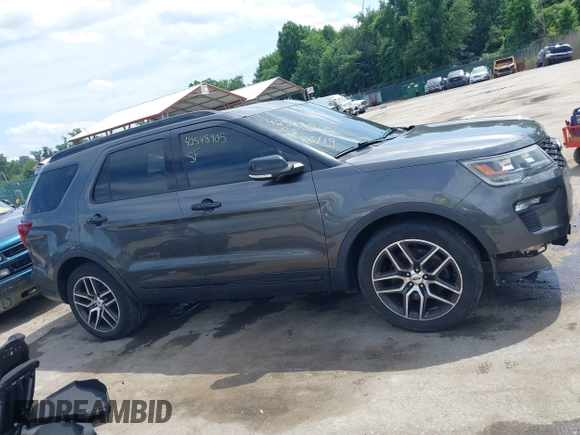 2018 Ford Explorer Sport z VIN 1FM5K8GT3JGC47533, wystawiony jako IAAI lot #42548905 z przebiegiem 163 039 mil mil oraz . Historia ofert i sprzedaży dostępna na DreamBid. Obrazek 14.