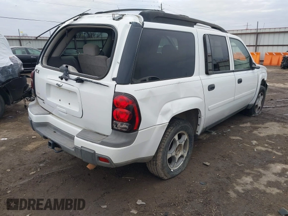 2006 Chevrolet TrailBlazer LS with VIN 1GNET16S666140823, listed as a IAAI auction lot 41557307 with 241,100 mi miles and . Bid and sale history available at DreamBid. Image 4.