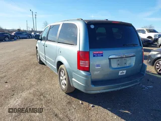 2010 Chrysler Town & Country Touring with VIN 2A4RR5D13AR308522, listed as a IAAI auction lot 41673246 with 125,647 mi miles. Bid and sale history available at carsss.com. Image 3.
