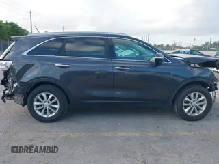 2017 Kia Sorento LX with VIN 5XYPG4A34HG295846, listed as a IAAI auction lot 41712005 with 87,069 mi miles. Bid and sale history available at carsss.com. Image 14.