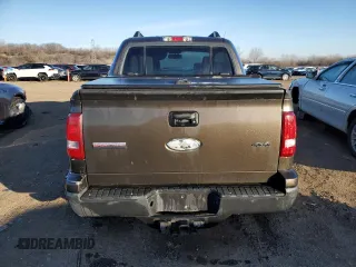 2008 Ford Explorer Sport Trac XLT z VIN 1FMEU51E58UB08051, wystawiony jako Copart lot #87066424 z przebiegiem 213 473 mil mil oraz Szkoda całkowita • Salvage title. Historia ofert i sprzedaży dostępna na DreamBid. Obrazek 6.