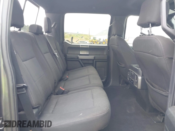 2018 Ford F-150 XL z VIN 1FTEW1CP1JKF15209, wystawiony jako IAAI lot #42048362 z przebiegiem 95 882 mil mil oraz . Historia ofert i sprzedaży dostępna na DreamBid. Obrazek 8.