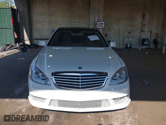 2008 Mercedes-Benz S 550 with VIN WDDNG86X88A230546, listed as a IAAI auction lot 42234138 with 130,028 mi miles and . Bid and sale history available at DreamBid. Image 12.