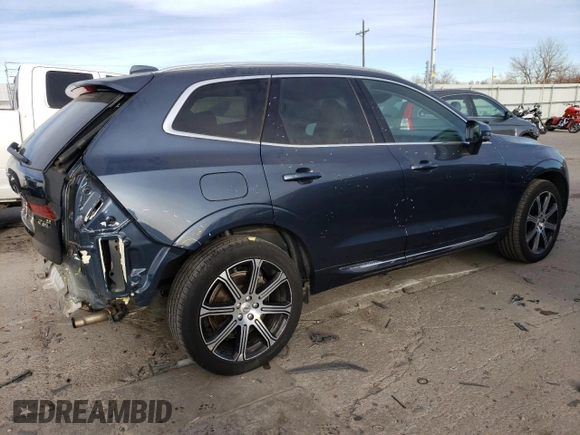2020 Volvo XC60 Inscription with VIN YV4A22RLXL1579663, listed as a Copart auction lot 84971664 with 28,808 mi miles and Salvage title. Bid and sale history available at DreamBid. Image 3.