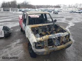 1999 Ford Ranger XLT with VIN 1FTZR15XXXTA33380, listed as a IAAI auction lot 41581353 with 1 mi miles. Bid and sale history available at carsss.com. Image 6.