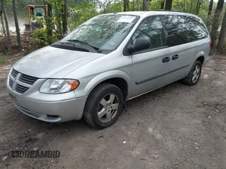 2007 Dodge Grand Caravan SE z VIN 1D4GP24R77B167228, wystawiony jako IAAI lot #42062853 z przebiegiem 133 659 mil mil oraz . Historia ofert i sprzedaży dostępna na DreamBid. Obrazek 2.
