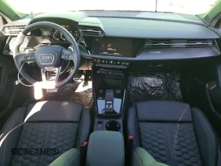 2024 Audi RS 3 z VIN WUAG4DGY8RA911239, wystawiony jako Copart lot #42005625 z przebiegiem 11 196 mil mil oraz Szkoda całkowita • Salvage title. Historia ofert i sprzedaży dostępna na DreamBid. Obrazek 8.