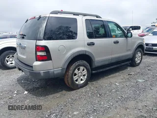 2006 Ford Explorer XLT with VIN 1FMEU63E76UA68989, listed as a IAAI auction lot 42480391 with Not provided miles and . Bid and sale history available at DreamBid. Image 4.
