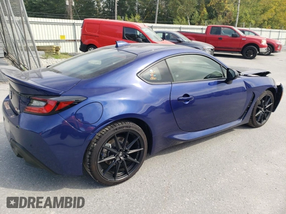 2024 Toyota 86 Premium with VIN JF1ZNBE15R8750004, listed as a Copart auction lot 74075264 with 3,062 mi miles and Salvage Title. Bid and sale history available at DreamBid. Image 3.