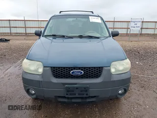2005 Ford Escape XLT z VIN 1FMYU931X5DA21790, wystawiony jako IAAI lot #42207801 z przebiegiem 188 531 mil mil oraz . Historia ofert i sprzedaży dostępna na DreamBid. Obrazek 12.