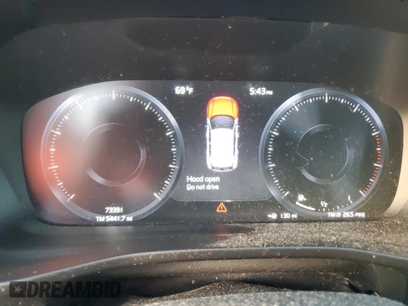 2019 Volvo XC40 Momentum with VIN YV4162UK6K2060492, listed as a Copart auction lot 69605803 with 73,391 mi miles. Bid and sale history available at carsss.com. Image 9.