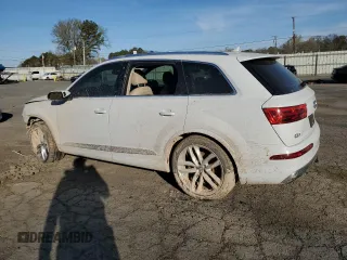2018 Audi Q7 Prestige z VIN WA1VAAF73JD023063, wystawiony jako Copart lot #49678315 z przebiegiem 93 334 mil mil oraz Szkoda całkowita • Salvage title. Historia ofert i sprzedaży dostępna na DreamBid. Obrazek 2.