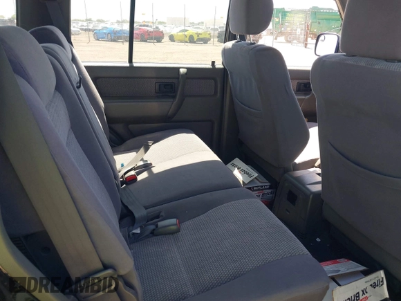1999 Isuzu Trooper S with VIN JACDJ58X5X7917271, listed as a IAAI auction lot 42308643 with 216,163 mi miles and . Bid and sale history available at DreamBid. Image 8.