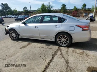 2014 Nissan Altima SV with VIN 1N4AL3AP4EC183357, listed as a Copart auction lot 56370165 with 260,743 mi miles and Salvage Title. Bid and sale history available at DreamBid. Image 2.