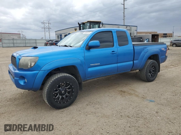2005 Toyota Tacoma with VIN 5TEUU42N65Z073063, listed as a Copart auction lot 54052075 with 207,440 mi miles and Clean Title. Bid and sale history available at DreamBid. Image 1.