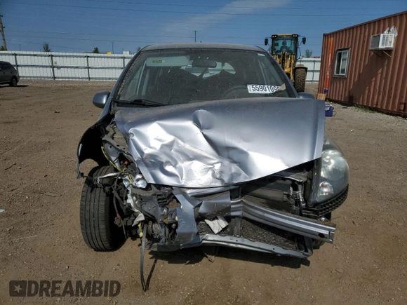 2007 Honda Fit z VIN JHMGD38497S025472, wystawiony jako Copart lot #55901095 z przebiegiem 120 216 mil mil oraz Szkoda całkowita • Salvage title. Historia ofert i sprzedaży dostępna na DreamBid. Obrazek 5.