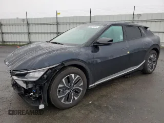 2024 Kia EV6 Light with VIN KNDC34LB2R5207708, listed as a Copart auction lot 86024844 with 6,698 mi miles and Salvage Title. Bid and sale history available at carsss.com. Image 1.
