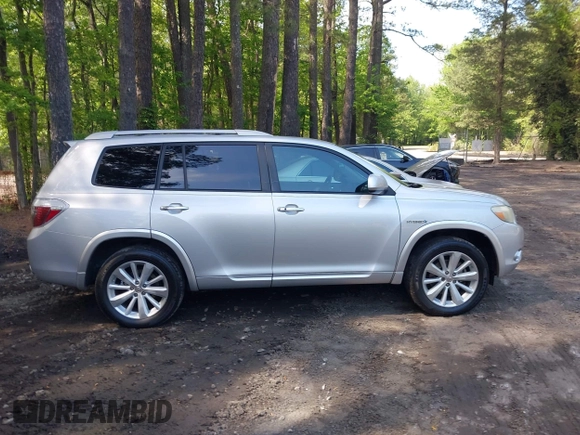 2008 Toyota Highlander Hybrid Limited with VIN JTEEW44AX82024042, listed as a IAAI auction lot 42116069 with 358,321 mi miles. Bid and sale history available at carsss.com. Image 13.