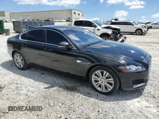 2017 Jaguar XF 35t Premium with VIN SAJBJ4BV5HCY27753, listed as a Copart auction lot 55972055 with 97,165 mi miles and Clean Title. Bid and sale history available at DreamBid. Image 4.