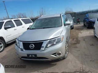 2015 Nissan Pathfinder SV z VIN 5N1AR2MN6FC706632, wystawiony jako IAAI lot #41645730 z przebiegiem 130 647 mil mil oraz . Historia ofert i sprzedaży dostępna na DreamBid. Obrazek 12.