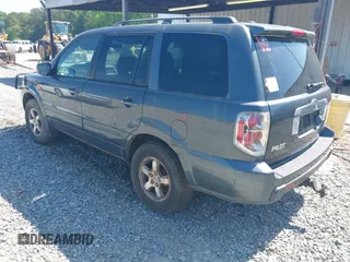2006 Honda Pilot EX-L with VIN 2HKYF187X6H557468, listed as a IAAI auction lot 42017101 with 213,425 mi miles and . Bid and sale history available at carsss.com. Image 3.