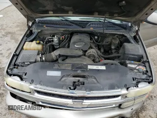2001 Chevrolet Suburban LT with VIN 3GNEC16T81G165920, listed as a Copart auction lot 74528454 with 275,334 mi miles and Salvage Title. Bid and sale history available at carsss.com. Image 13.