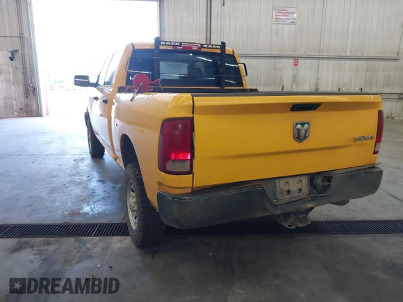 2018 Ram 2500 Tradesman with VIN 3C6TR5CTXJG215458, listed as a IAAI auction lot 42516941 with 95,718 mi miles and . Bid and sale history available at DreamBid. Image 3.