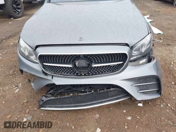 2018 Mercedes-Benz E-Class AMG E 43 with VIN WDDZF6EB4JA384109, listed as a IAAI auction lot 41417087 with 64,983 mi miles. Bid and sale history available at carsss.com. Image 6.