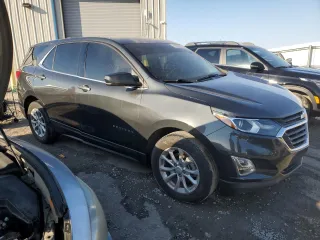 2020 Chevrolet Equinox LT with VIN 2GNAXKEV2L6157595, listed as a Copart auction lot 45956335 with 156,745 mi miles and Salvage Title. Bid and sale history available at carsss.com. Image 4.