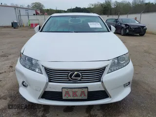 2015 Lexus ES 330 with VIN JTHBK1GGXF2209513, listed as a IAAI auction lot 41910570 with 141,084 mi miles and . Bid and sale history available at DreamBid. Image 12.