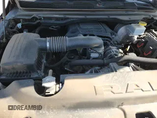 2019 Ram 1500 Big Horn z VIN 1C6SRFFT9KN637534, wystawiony jako Copart lot #61280875 z przebiegiem 70 178 mil mil oraz Czysty tytuł • Clean title. Historia ofert i sprzedaży dostępna na DreamBid. Obrazek 13.