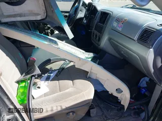 2002 Ford Explorer XLT with VIN 1FMZU63E62ZA99536, listed as a IAAI auction lot 41874515 with Not Provided miles and . Bid and sale history available at DreamBid. Image 5.