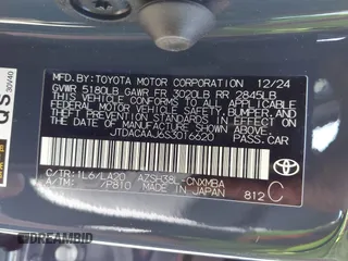 2025 Toyota Crown XLE z VIN JTDACAAJ6S3016620, wystawiony jako IAAI lot #42024734 z przebiegiem 5 492 mil mil oraz . Historia ofert i sprzedaży dostępna na DreamBid. Obrazek 9.