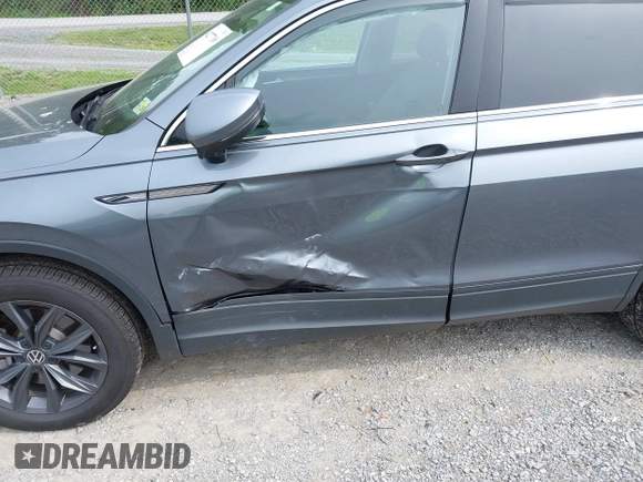 2022 Volkswagen Tiguan SE с VIN 3VV2B7AX7NM014782, выставлен на аукционе IAAI как лот 42277769 с пробегом 97 120 миль миль и . История ставок и продаж доступна на DreamBid. Изображение 6.
