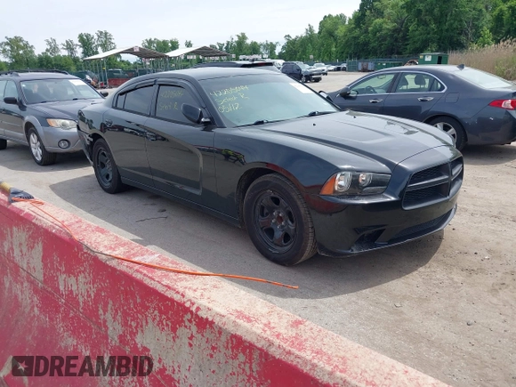 2012 Dodge Charger Police с VIN 2C3CDXAT2CH266806, выставлен на аукционе IAAI как лот 42205044 с пробегом 2 292 411 миль миль и . История ставок и продаж доступна на DreamBid. Изображение 1.