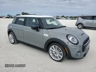 2021 MINI Hardtop 4 Door Cooper S with VIN WMWXU9C08M2N81063, listed as a Copart auction lot 86783454 with Not provided miles and Non repairable. Bid and sale history available at DreamBid. Image 4.