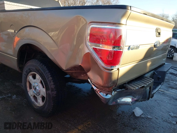 2013 Ford F-150 XL with VIN 1FTMF1CM8DKF79009, listed as a IAAI auction lot 41344079 with 91,930 mi miles and . Bid and sale history available at DreamBid. Image 6.