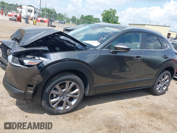 2025 Mazda CX-30 S Preferred with VIN 3MVDMBCM2SM776872, listed as a IAAI auction lot 42582130 with 9,541 mi miles and . Bid and sale history available at DreamBid. Image 13.