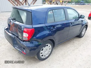2010 Scion xD z VIN JTKKU4B45A1004988, wystawiony jako IAAI lot #42354414 z przebiegiem 85 536 mil mil oraz . Historia ofert i sprzedaży dostępna na DreamBid. Obrazek 4.